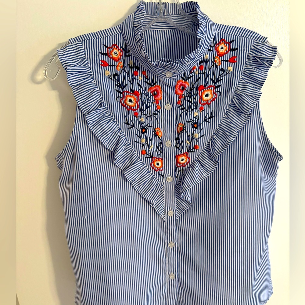 COPY - A Floral appliquéd top